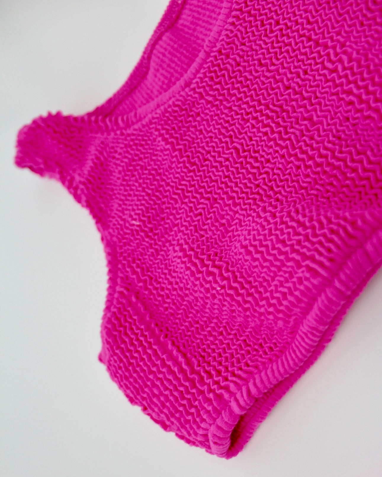CHANEL BUBBLE PINK CRINKLE